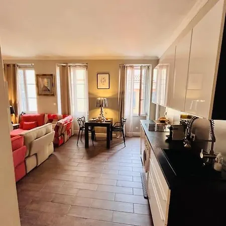 Cosy Centre דירה אז'אקסיו